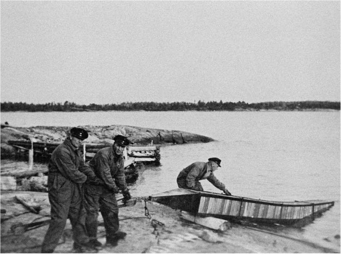 Финская полиция выловила «торпеду» со спиртом из Эстонии. Такая «торпеда» называлась щукой и вмещала до 1000 литров спирта. Фото — Национальное музейное управление Финляндии