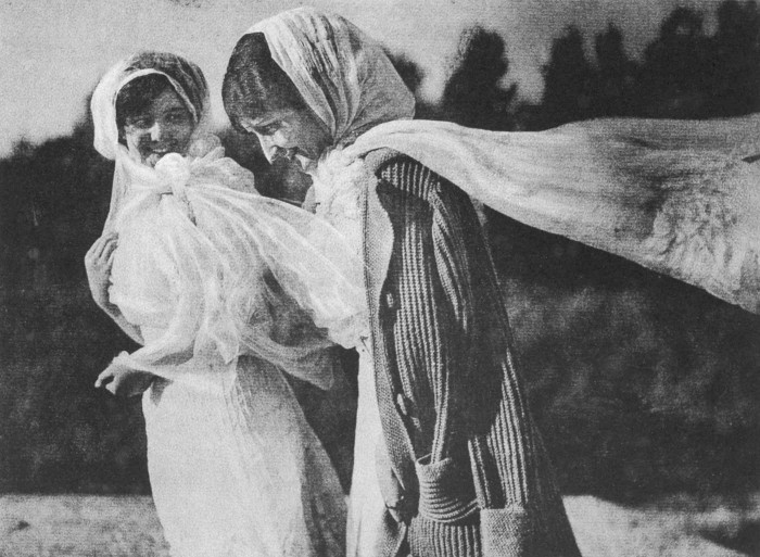Ортис Эчагуэ. Ветер и солнце, 1905 Фото — Fondo Fotográfico, Universidad de Navarra